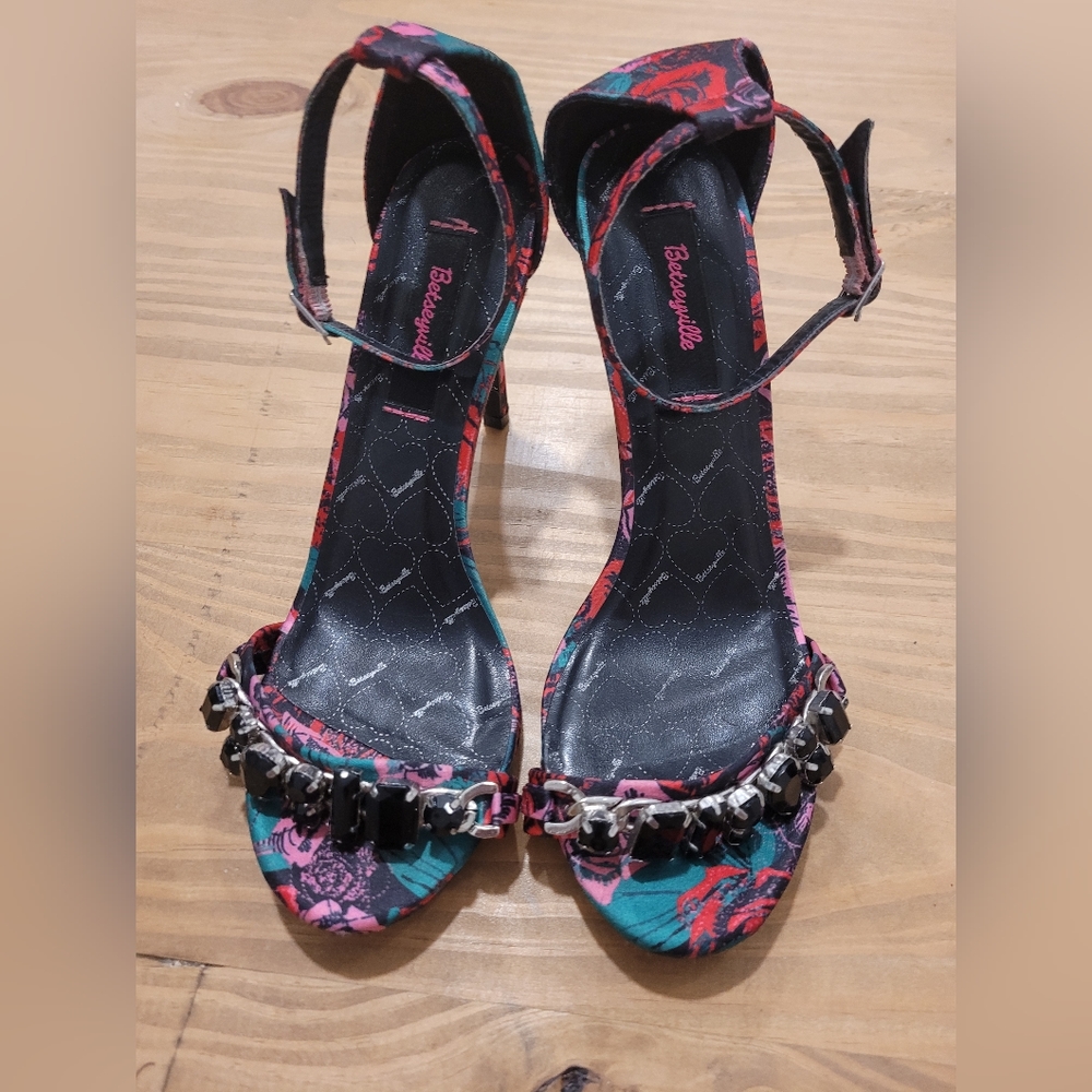 Betsyville Heels